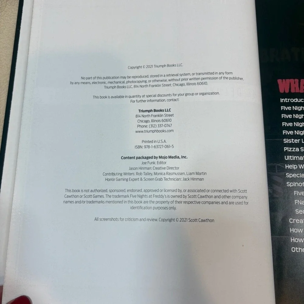 The Big Book of Five Nights at Freddys Deluxe Unofficial Survival Guide HC